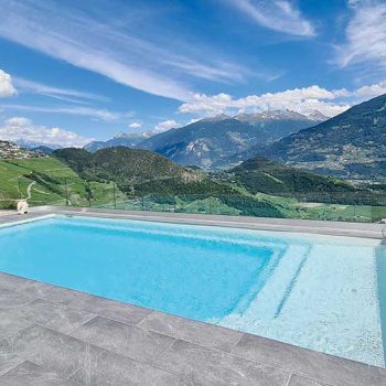 aménagement extérieur piscine à coque